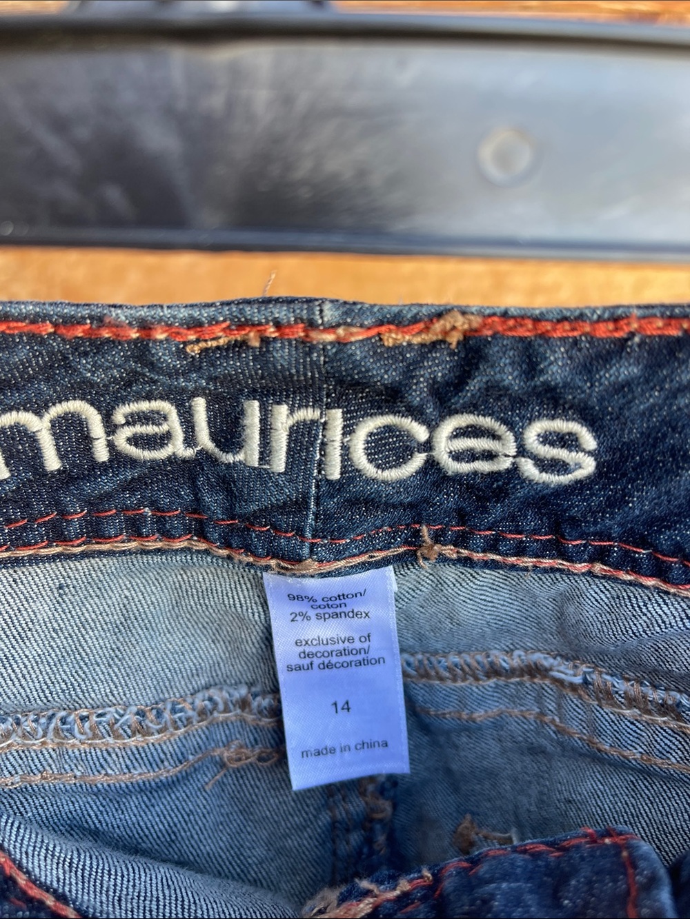 Maurices Dark Wash Denim Cuffed Shorts Women’s Size 14 Stretch Jean Shorts - Picture 3 of 6